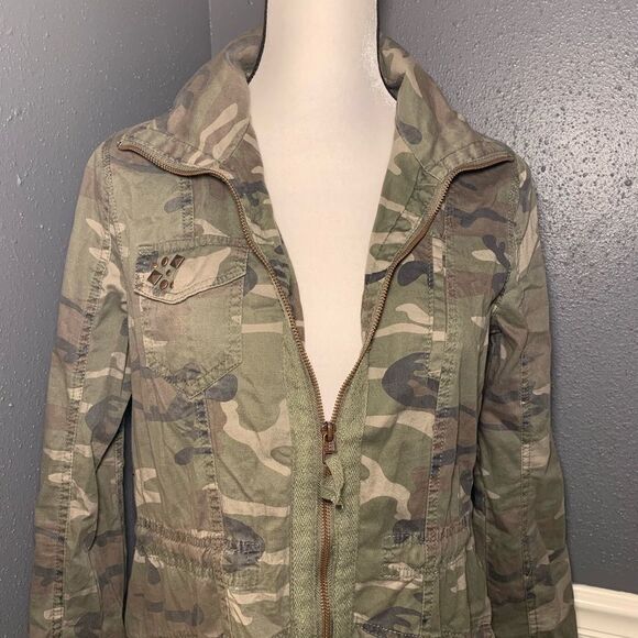 Ashley by 26 International camo utility jacket - Picture 2 of 4